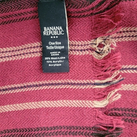 Banana Republic  Unisex Scarf (Maroon Pattern) - Picture 3 of 3